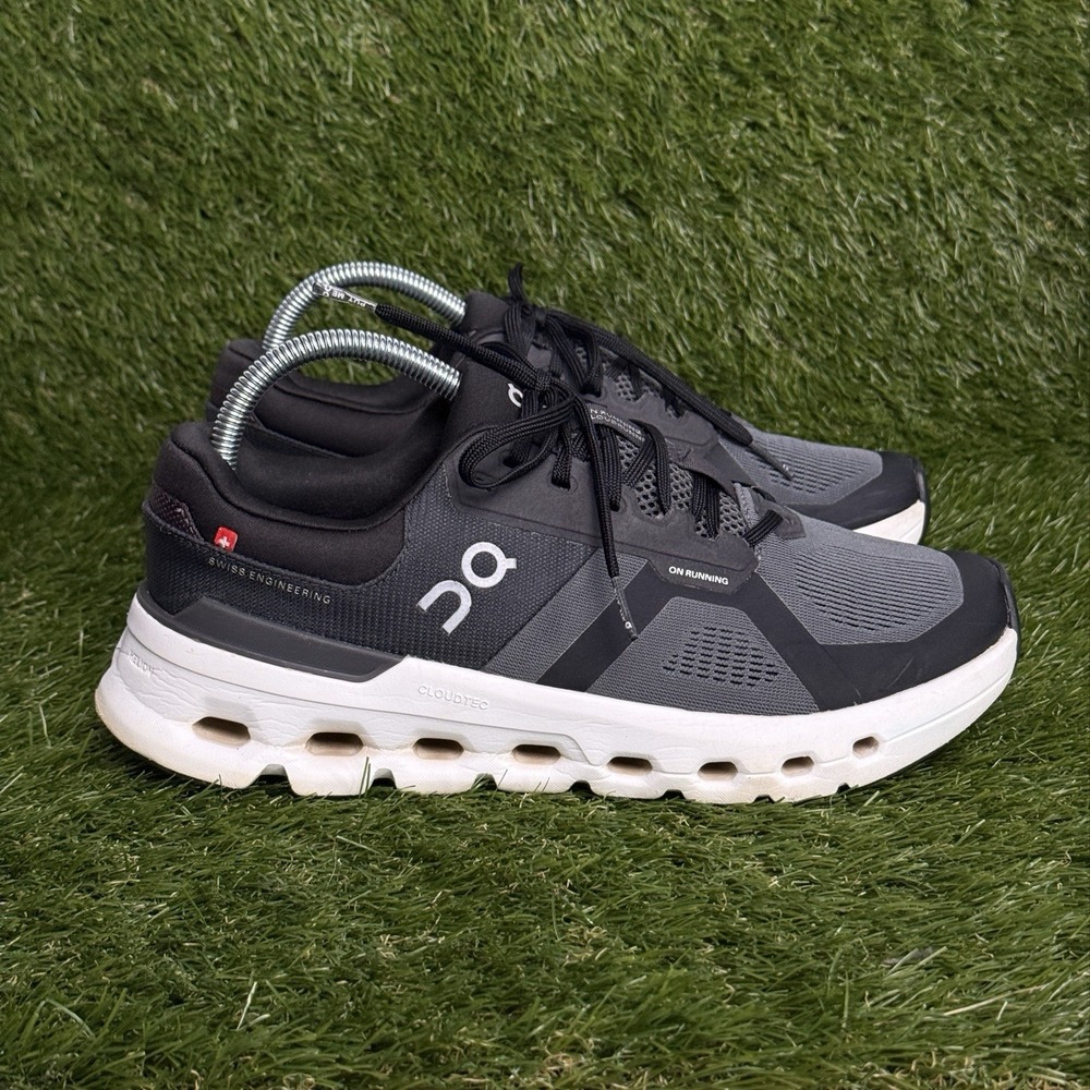On Cloud Cloudrunner 2 Womens Size 9 Black White Supportive Running Shoes